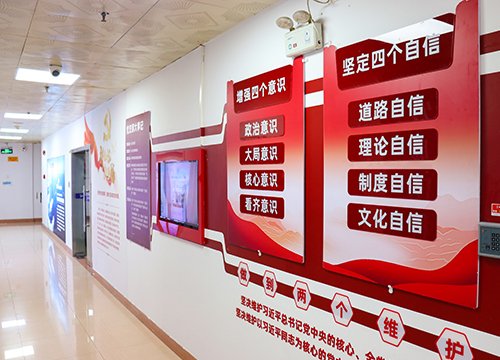 强化标杆引领，推进阵地建设